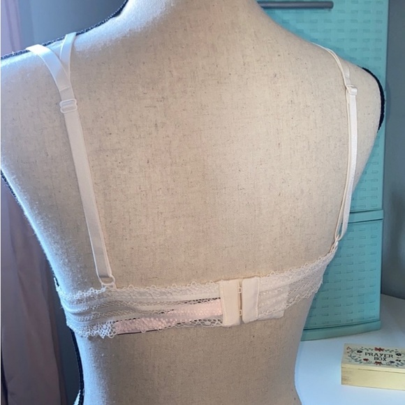 2 VICTORIA’S SECRET Strappy Bras ♥️ White ♥️ XL - Picture 7 of 16